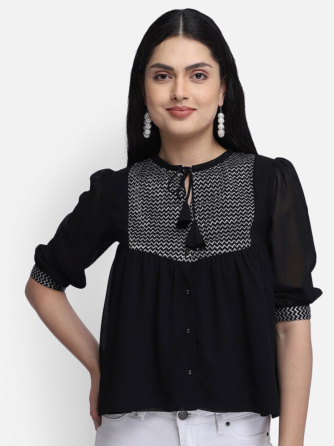 

Yaadleen Black Geometric Tie-Up Neck Georgette Top
