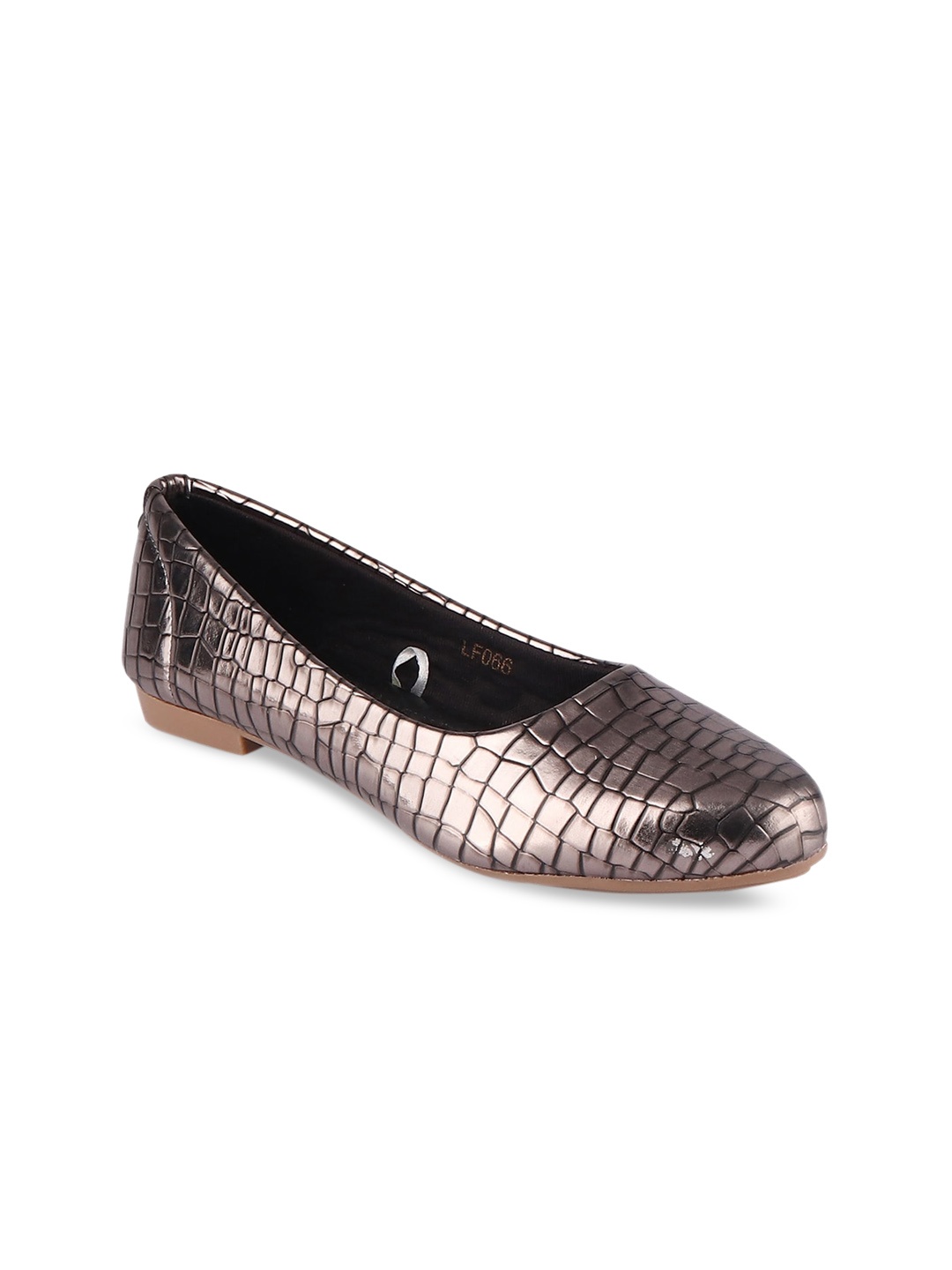 

LAMOURE BY RED CHIEF Women Purple Textured Ballerinas with Laser Cuts Flats