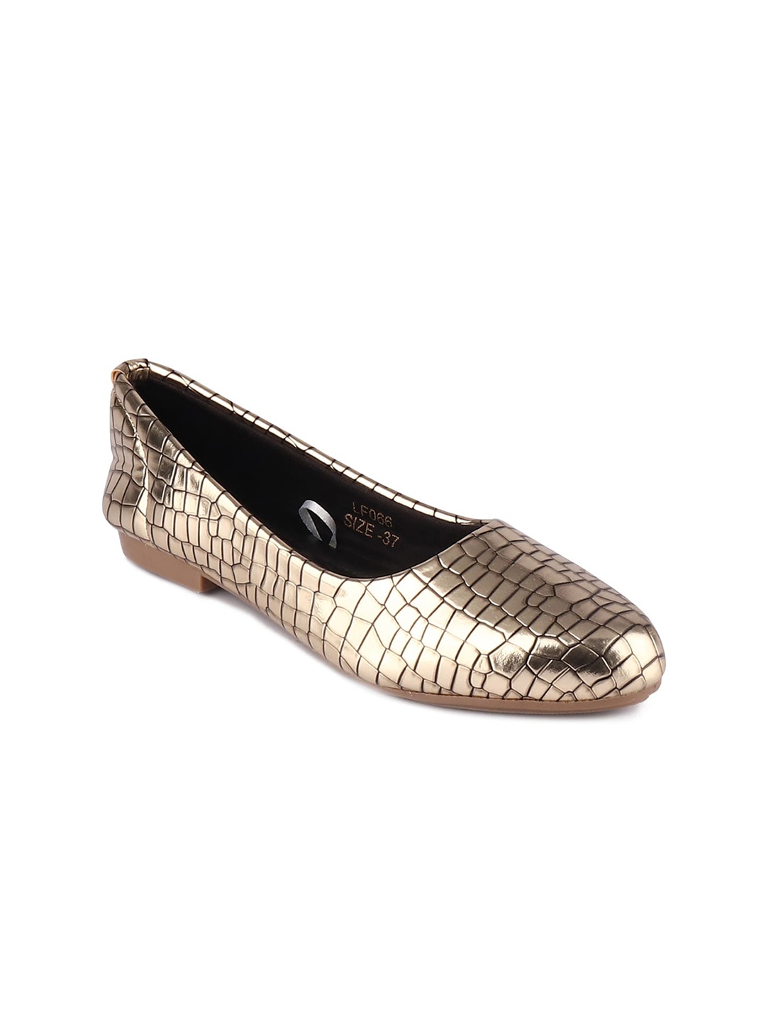 

LAMOURE BY RED CHIEF Women Gold-Toned Textured Ballerinas