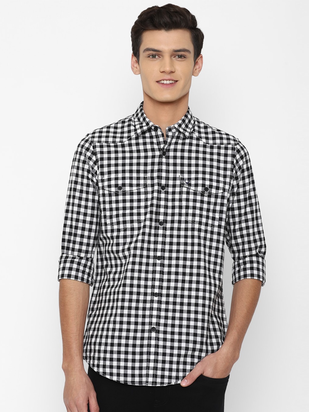 

Allen Solly Sport Men Black Gingham Checks Casual Shirt