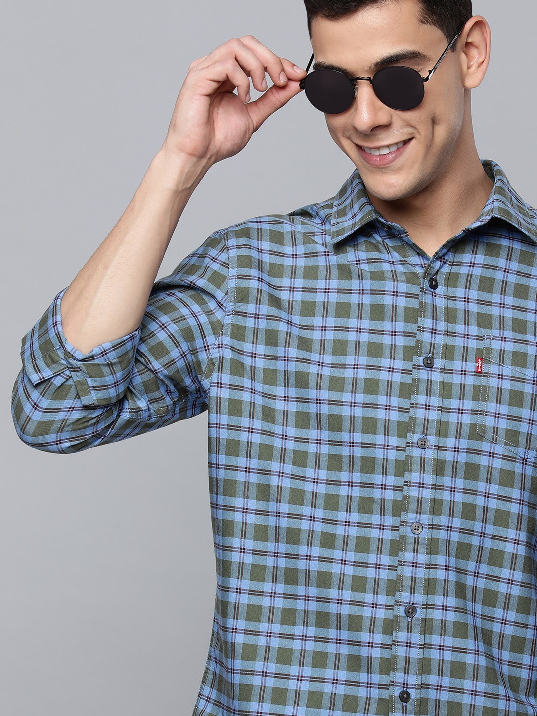 

Levis Men Blue & Green Tartan Checked Slim Fit Pure Cotton Casual Shirt