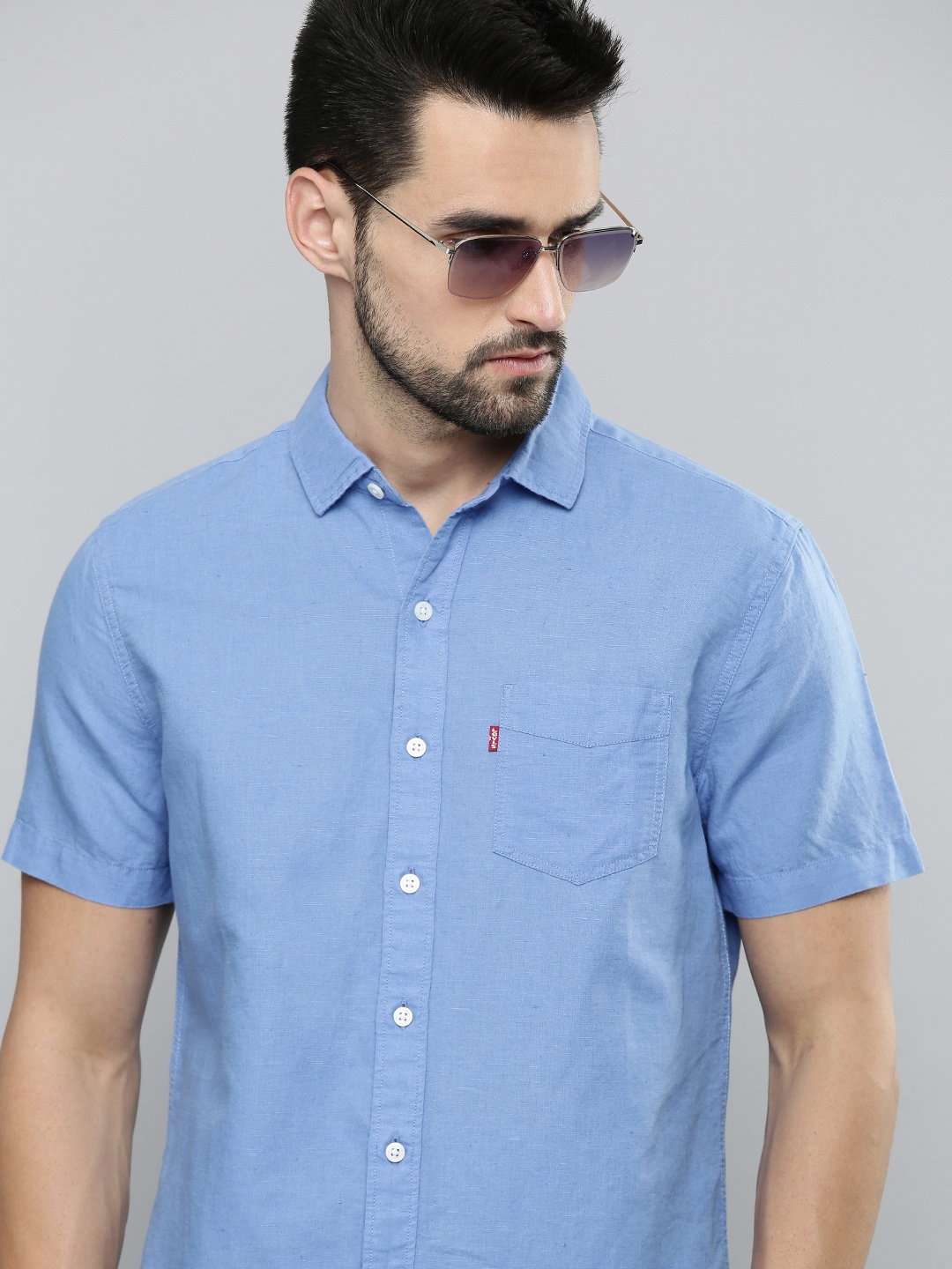 

Levis Men Blue Standard Slim Fit Solid Opaque Linen Cotton Casual Shirt