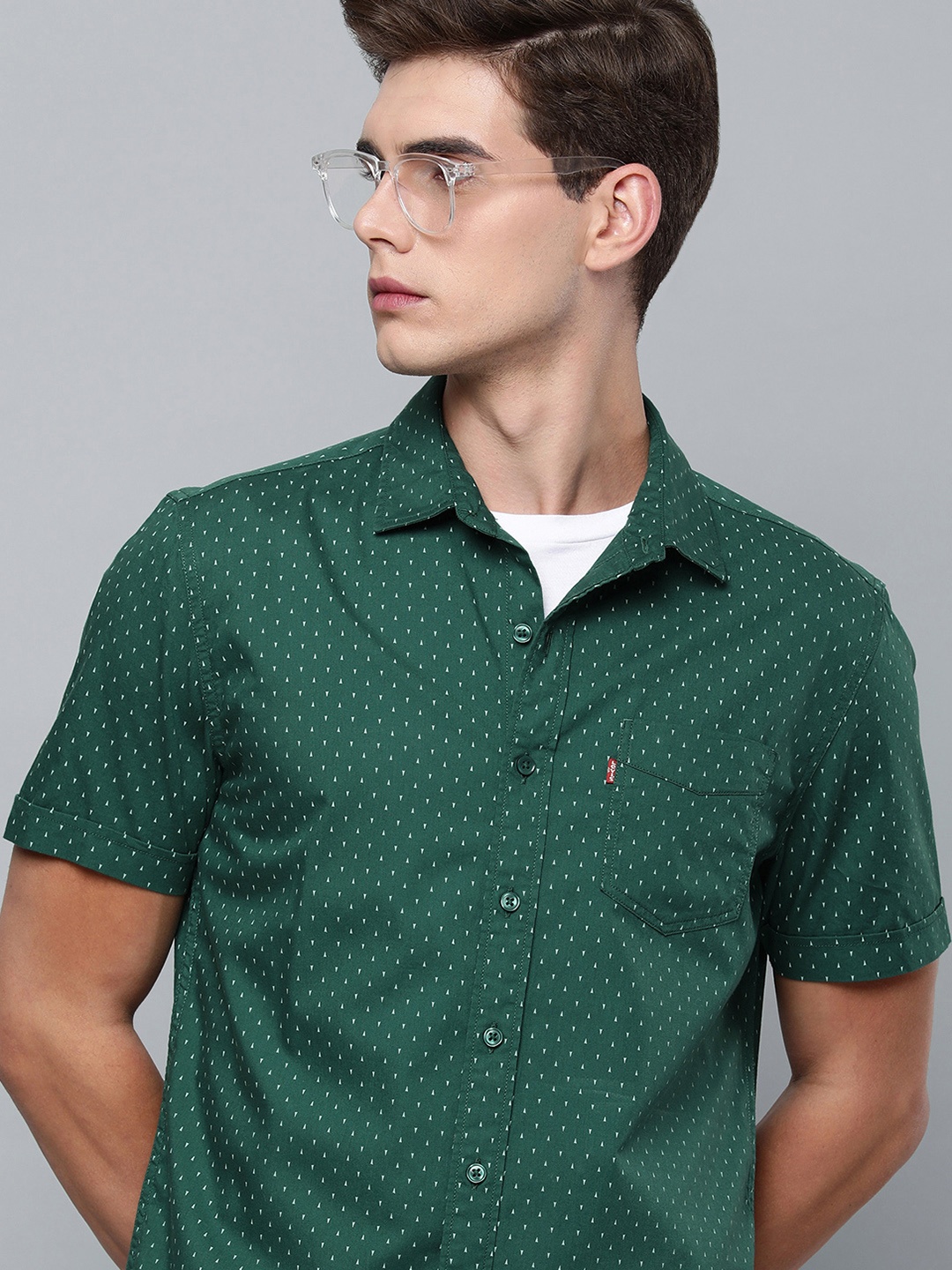 

Levis Men Blue Geometrical Printed Slim Fit Casual Shirt