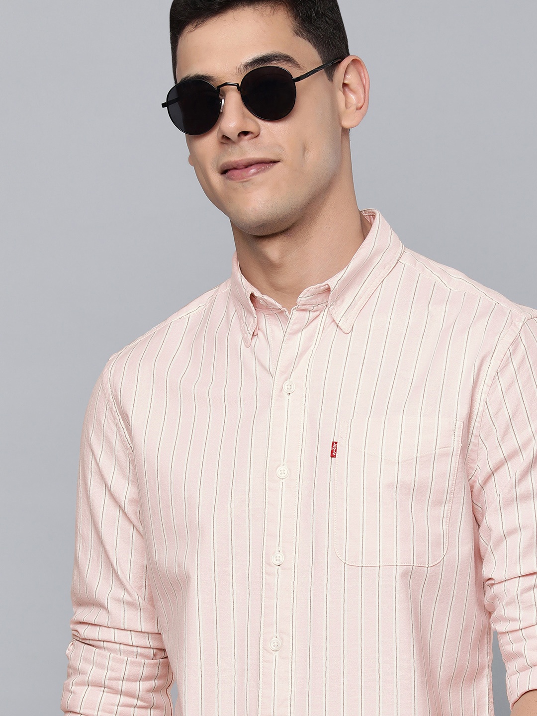 

Levis Men Pink & White Striped Slim Fit Casual Shirt