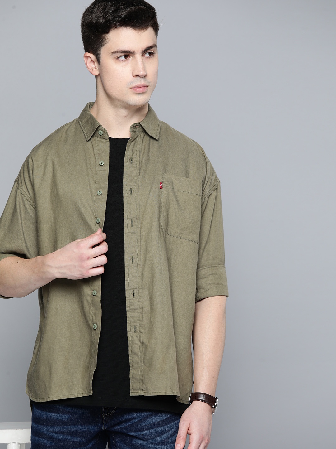 

Levis Men Chest Pocket Casual Shirt, Olive