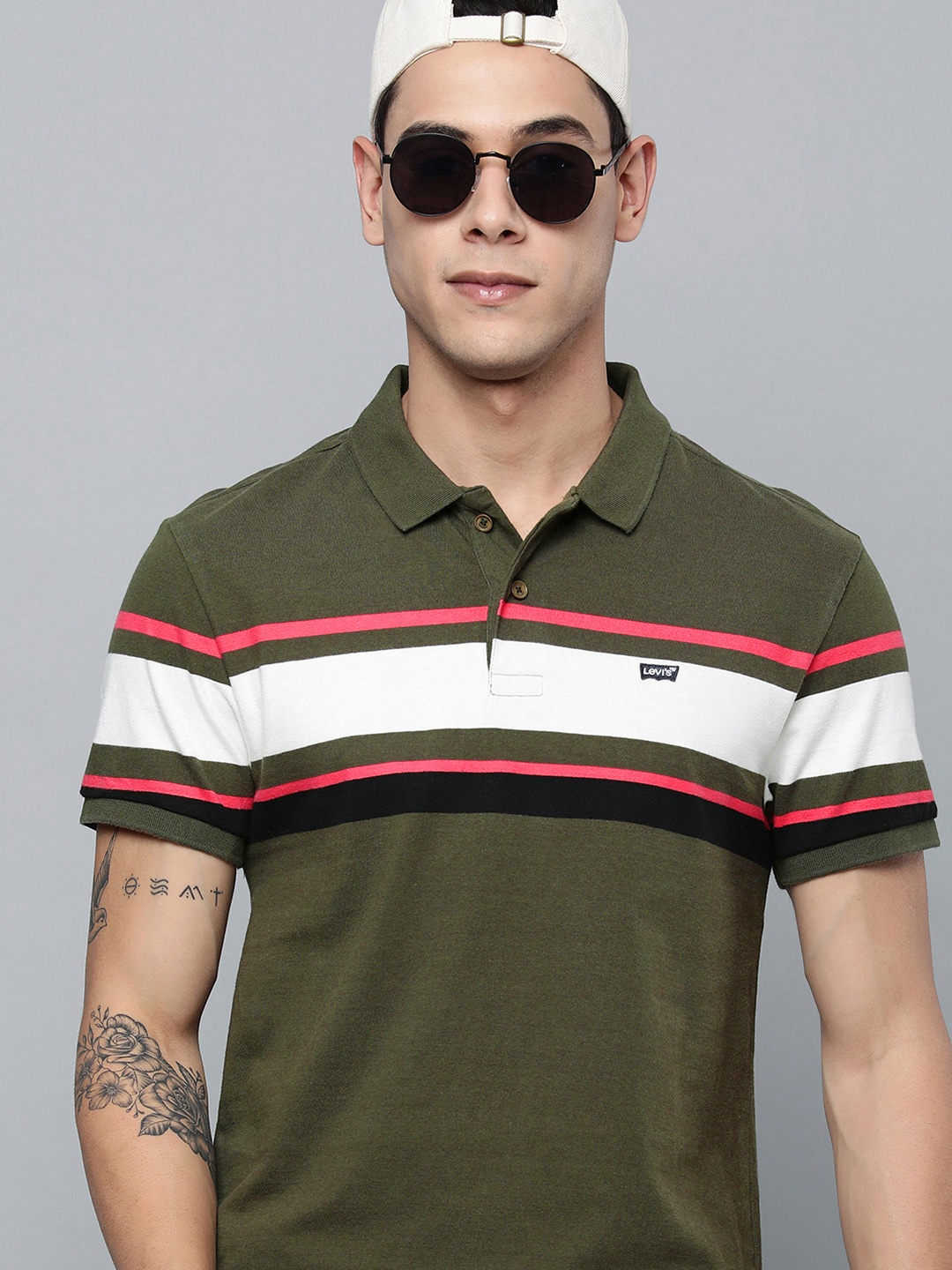 Levis Men Olive Green & White Colourblocked Pure Cotton Polo Collar T ...