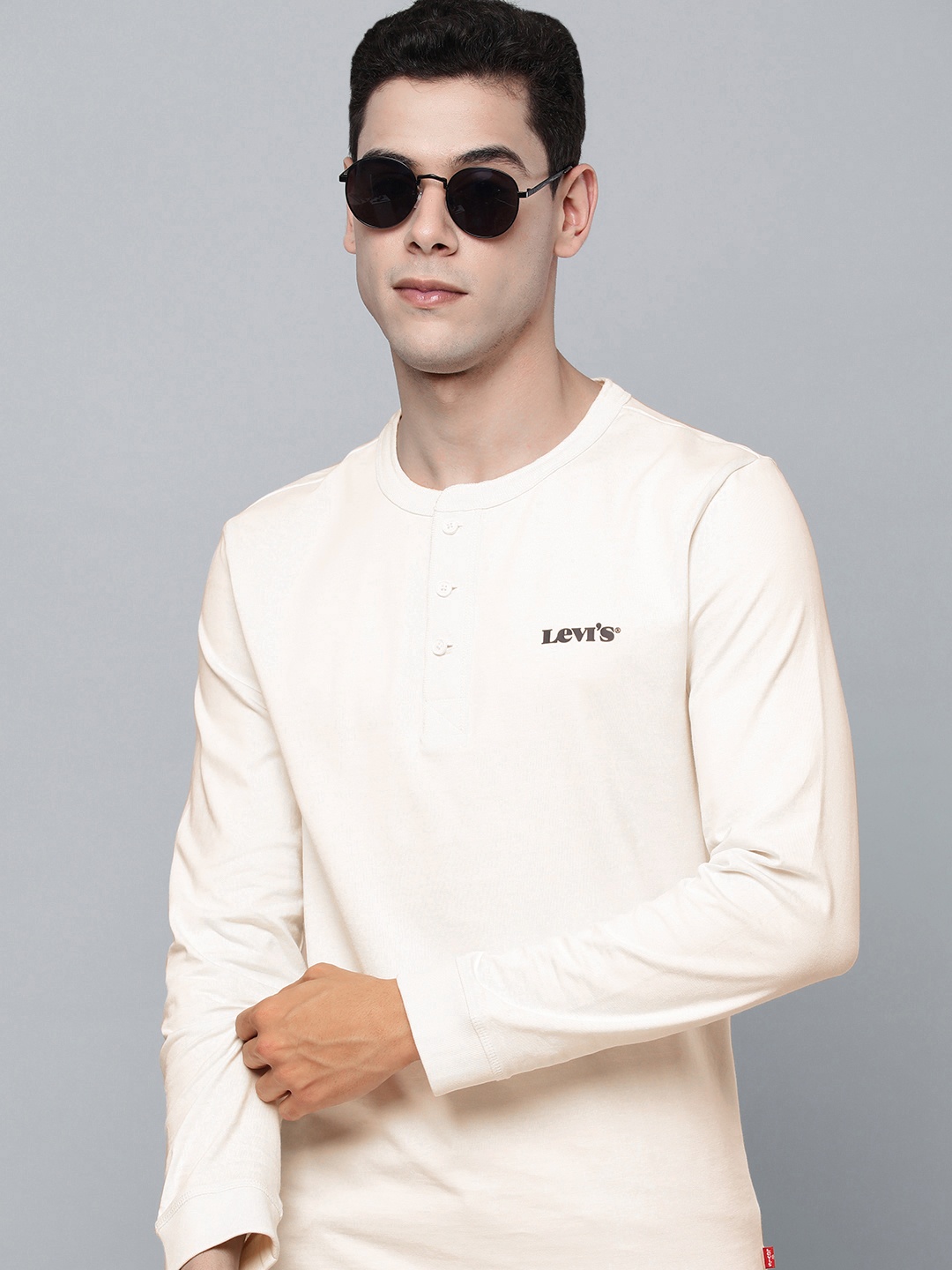 

Levis Men White Henley Neck Pure Cotton T-shirt