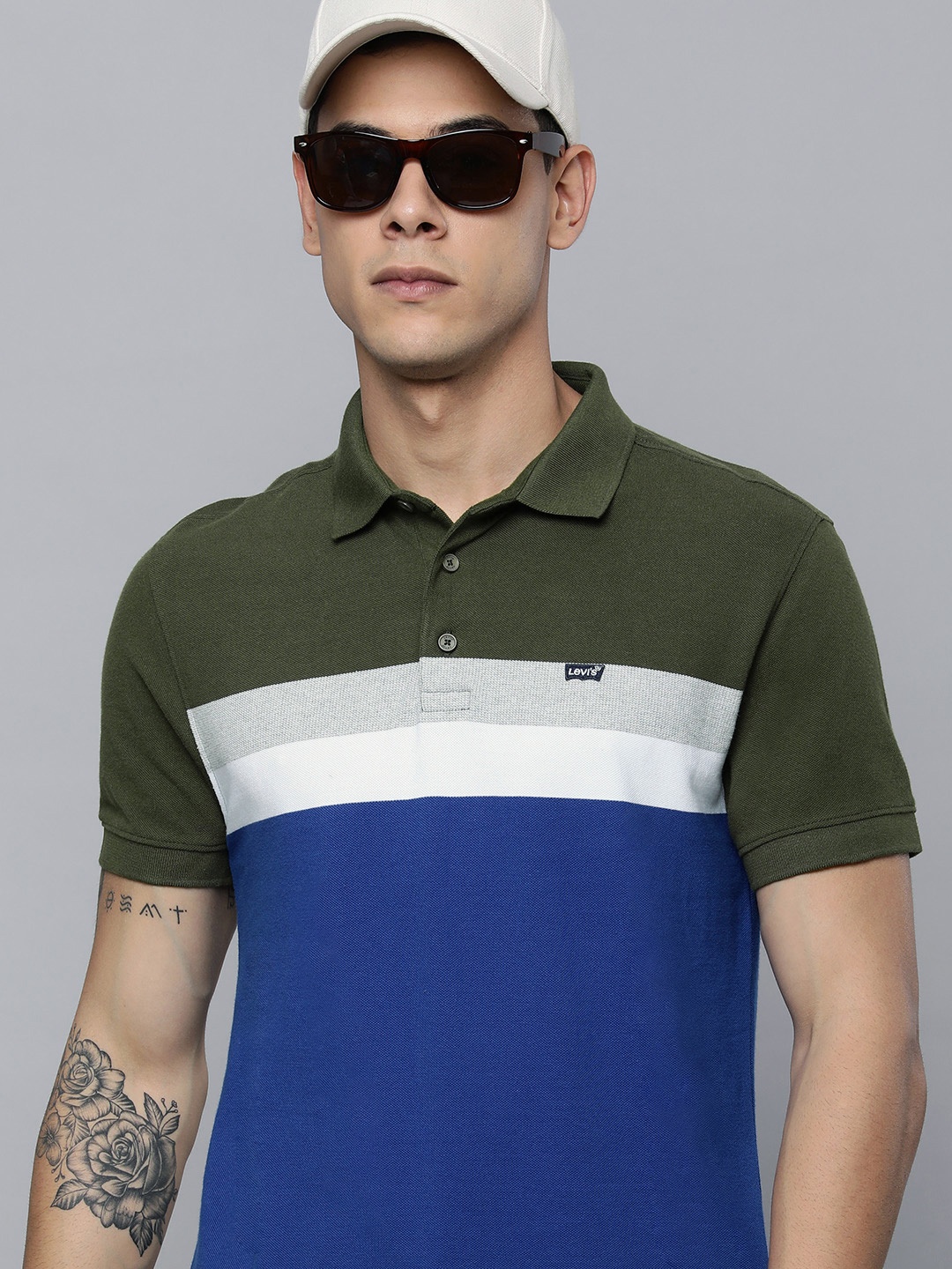 

Levis Men Blue & Olive Green Colourblocked Polo Collar Pure Cotton T-shirt