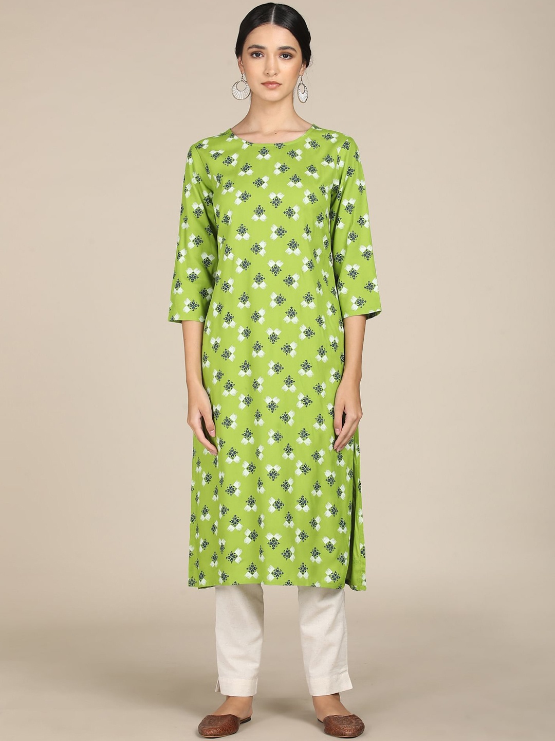 

Karigari Women Green Ethnic Motifs Printed Kurta