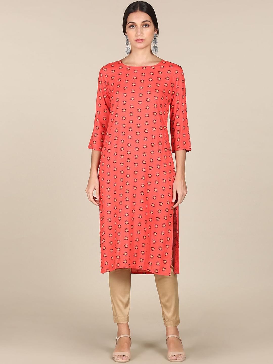 Karigari Women Coral & Yellow Geometric Printed Kurta