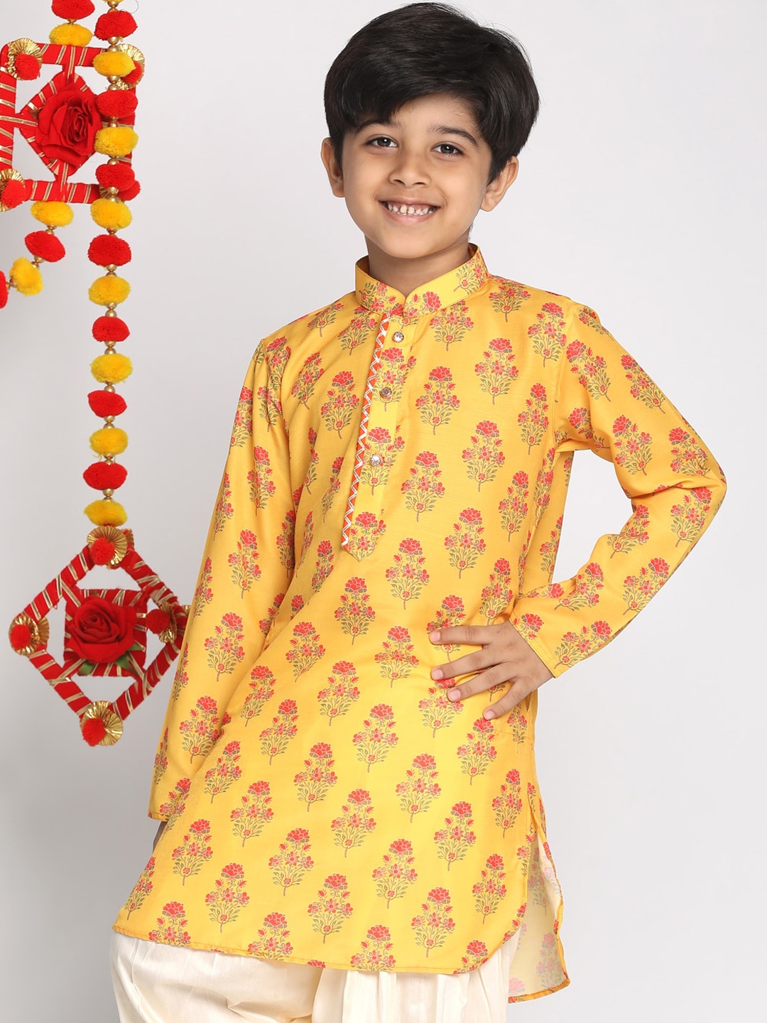 

VASTRAMAY Boys Mustard Yellow & Pink Ethnic Motifs Printed Kurta