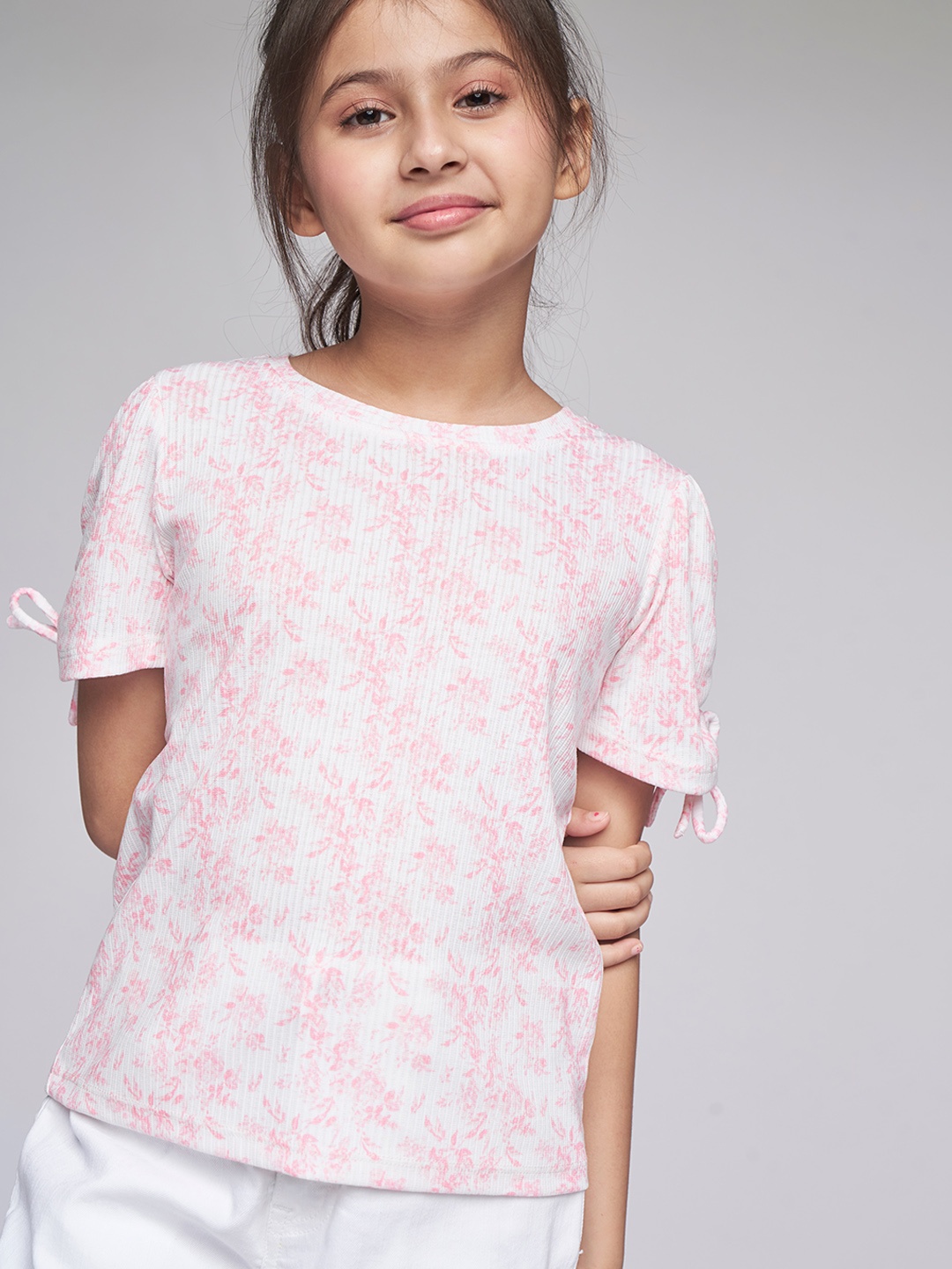 

AND Girls Pink & White Floral Print Round Neck Puff Sleeves Regular Top with Stripes