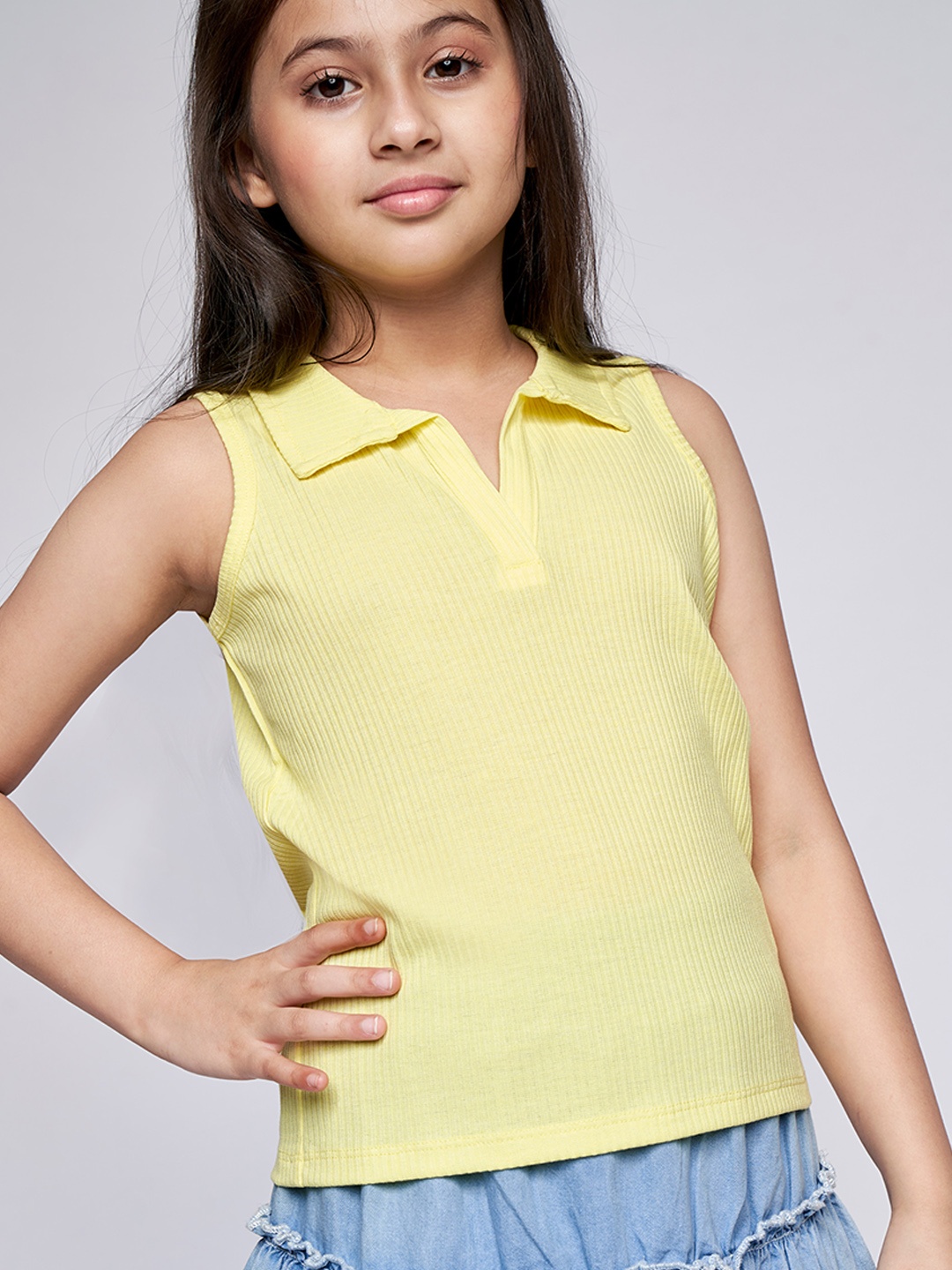 

AND Yellow Peter Pan Collar Top