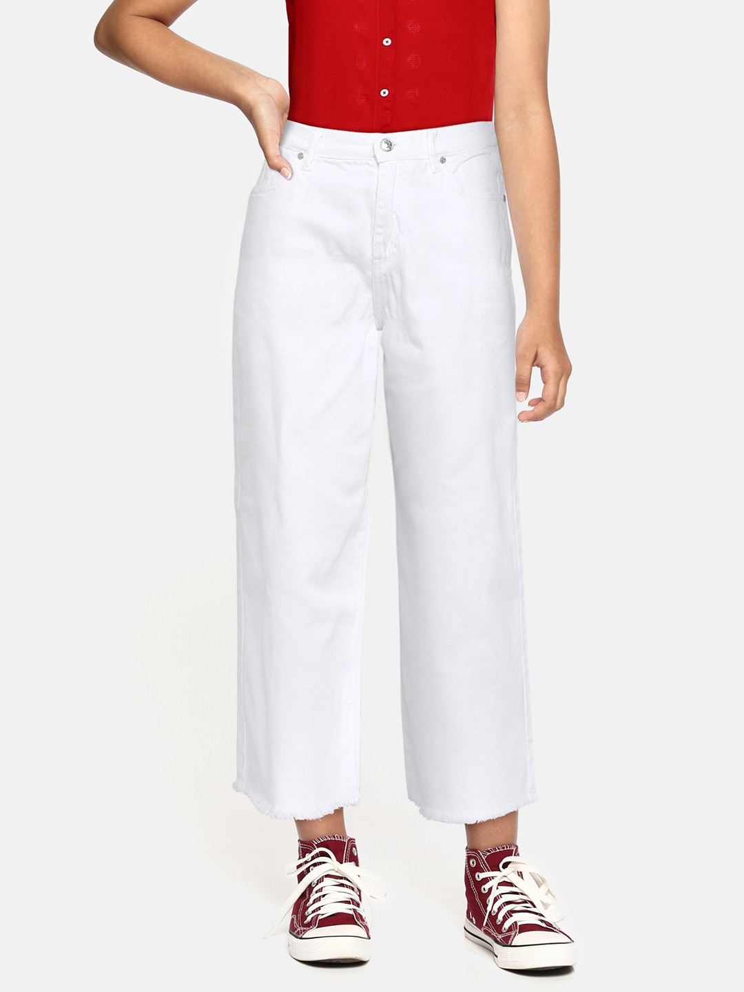 

AND Girls White Solid Flared Mid-Rise Plain Casual Woven Flat-Front Parallel Trousers