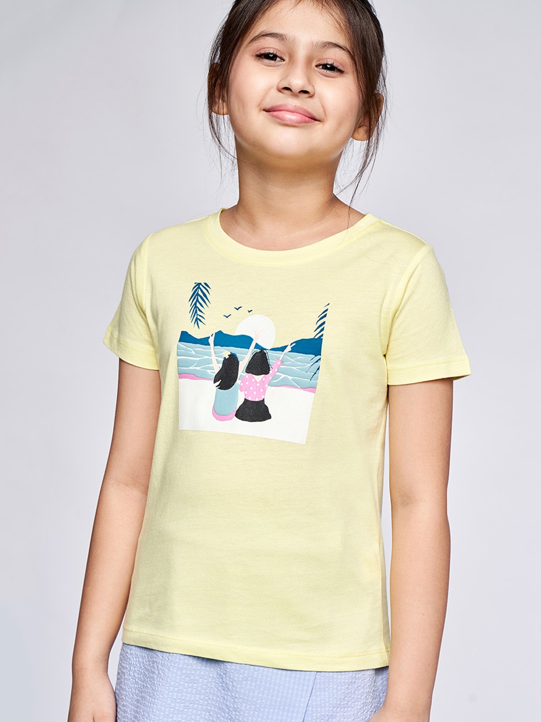 

AND Girls Yellow Printed T-shirt