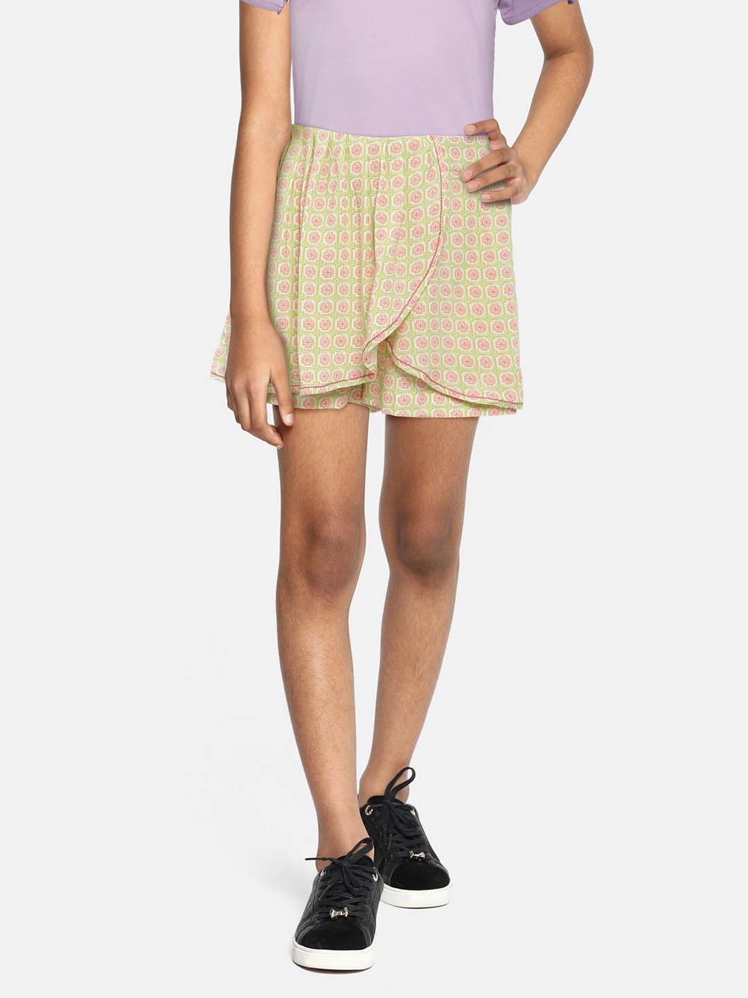 

Global Desi Girls Green & Pink Geometric Printed Skorts