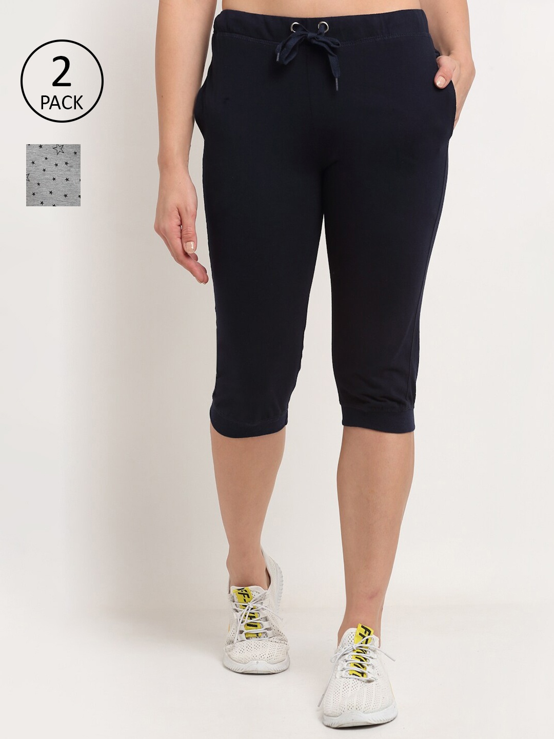 

VIMAL JONNEY Women Navy Blue & Grey Capris