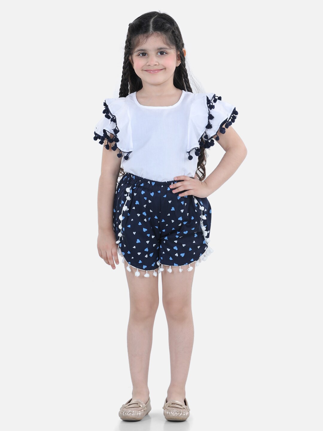 

Cutiekins Girls White & Navy Blue Embellished Top with Shorts