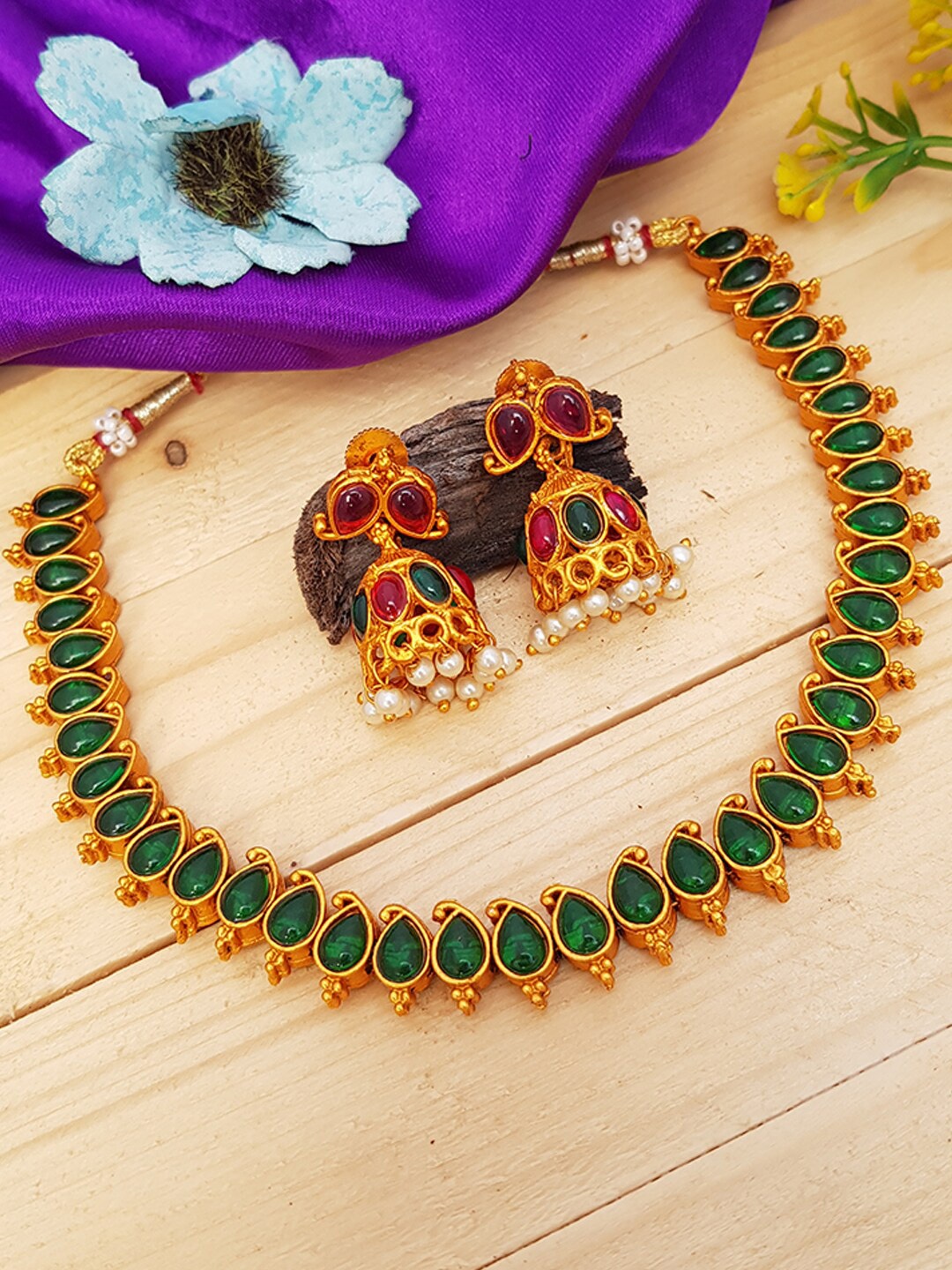 

GRIIHAM Gold-Plated & Green AD-Studded & Pearl Beaded Reversible Jewellery Set