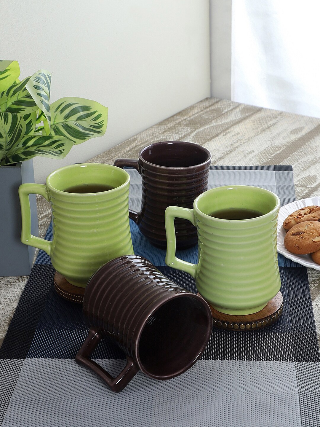 

CDI Set of 4 Green & Brown Solid Ceramic Matte Cups