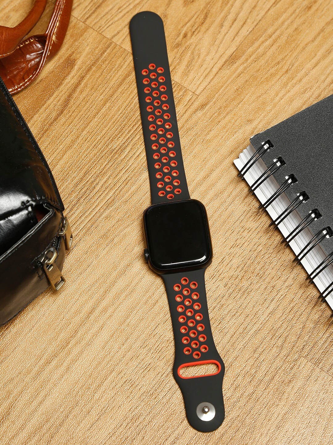 

MUTAQINOTI Red & Black Patterned 44 mm Silicon Watch Straps