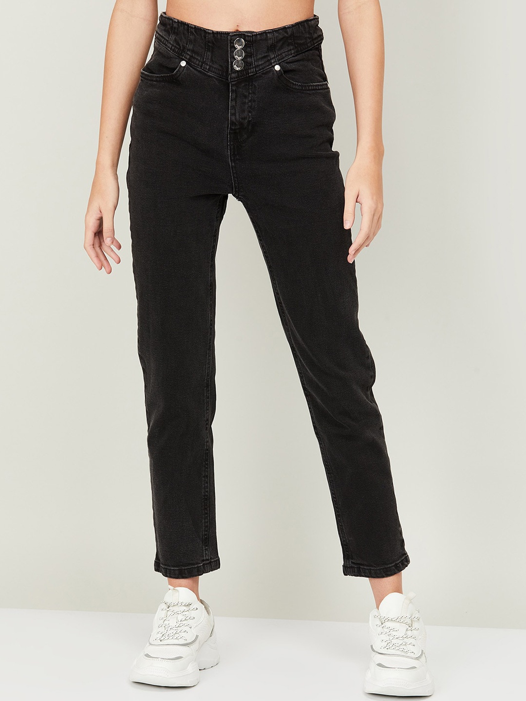 

Ginger by Lifestyle Women Black Straight Fit Cotton High-Rise Jeans