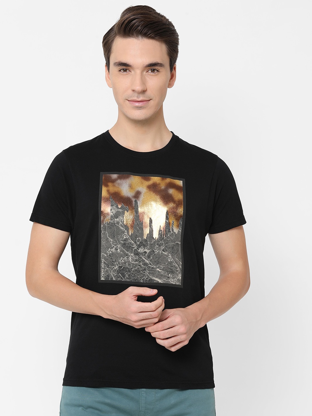 

Pepe Jeans Men Black Printed Slim Fit T-shirt