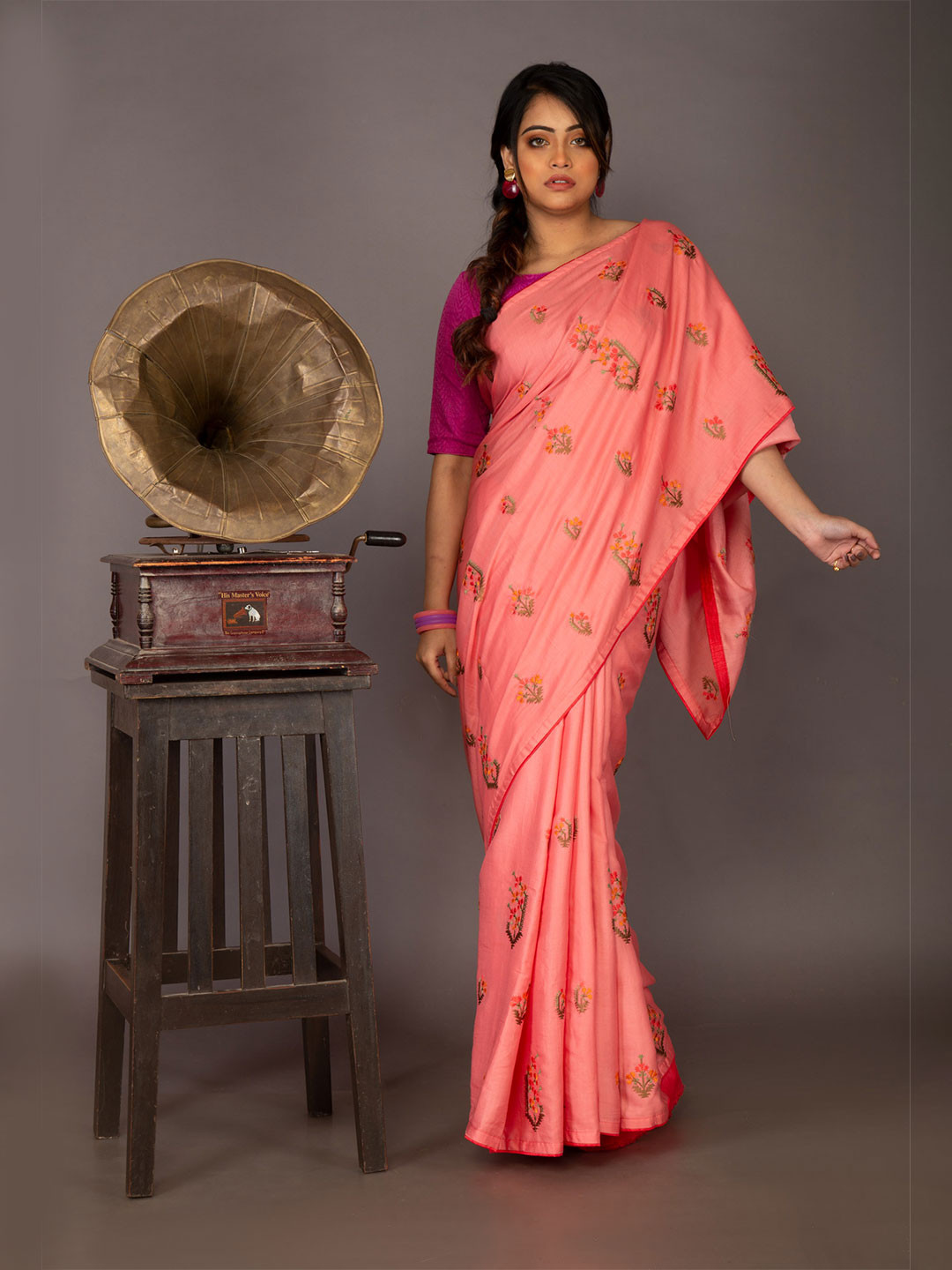 

Unnati Silks Pink & Orange Ethnic Motifs Silk Blend Baluchari Saree