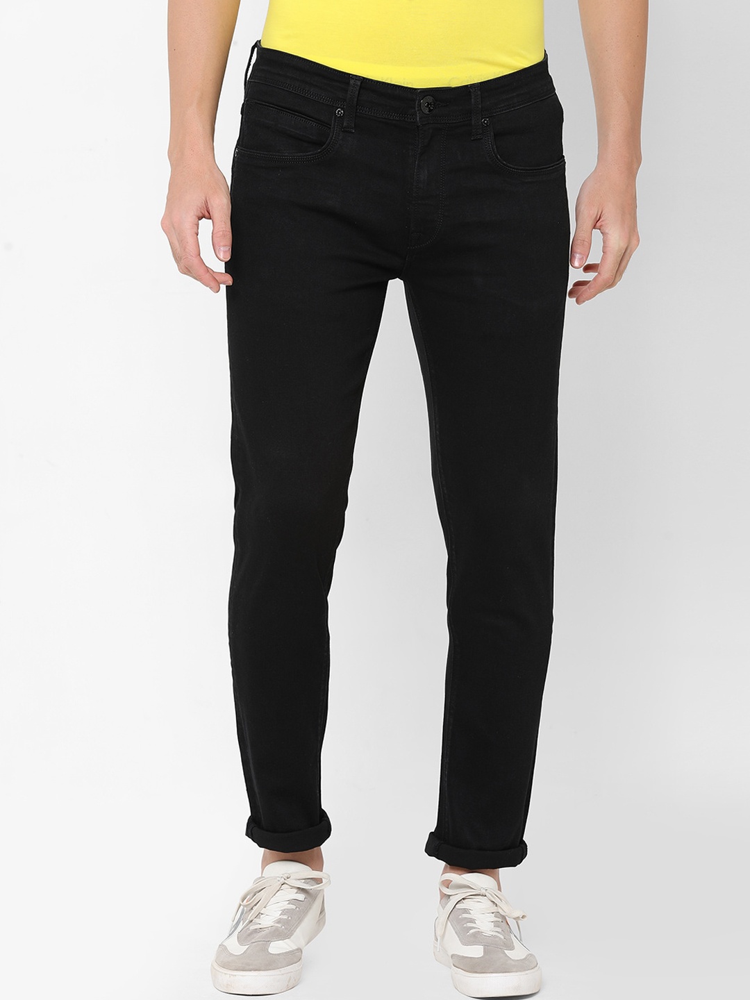 

Pepe Jeans Men Black Tapered Fit Low-Rise Stretchable Jeans