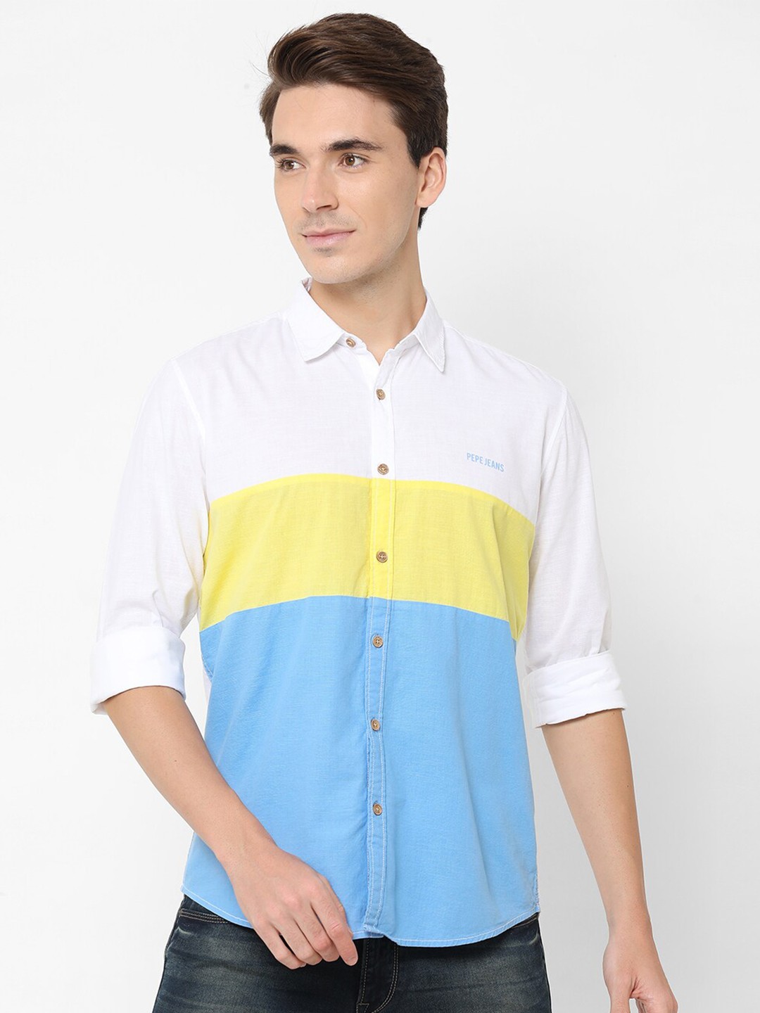 

Pepe Jeans Men White & Blue Colourblocked Pure Cotton Casual Shirt