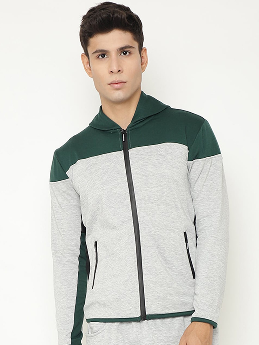 

CHKOKKO Men Grey Green Colourblocked Lightweight Outdoor Sporty Jacket