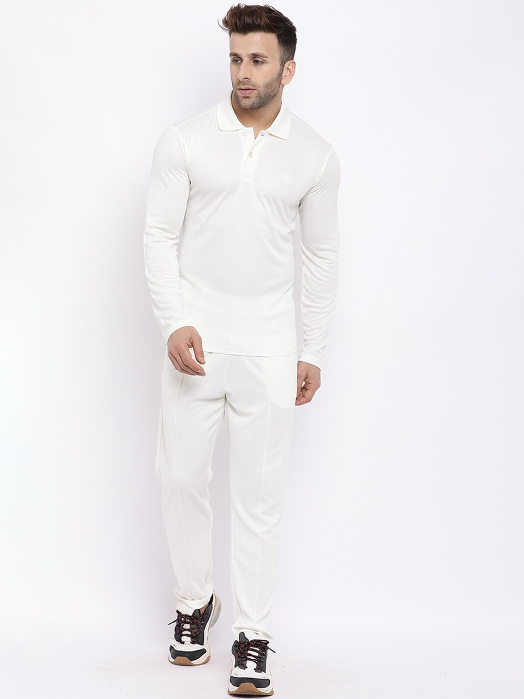 

Chkokko Men Cream-Coloured Solid Tracksuit