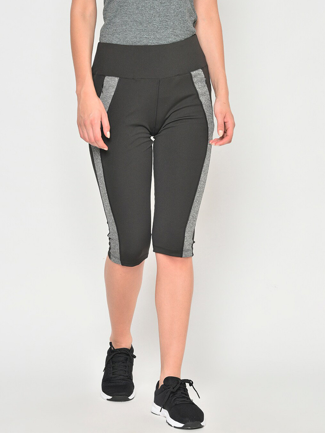 

Chkokko Women Black & Grey Skinny Fit Capris