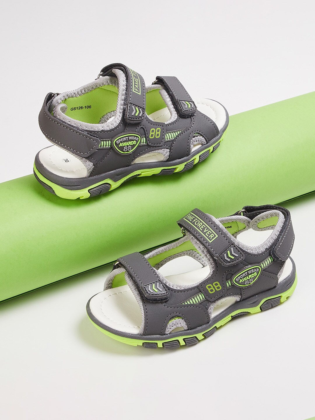 

Fame Forever by Lifestyle Boys Grey & Lime Green Printed Comfort Sandals