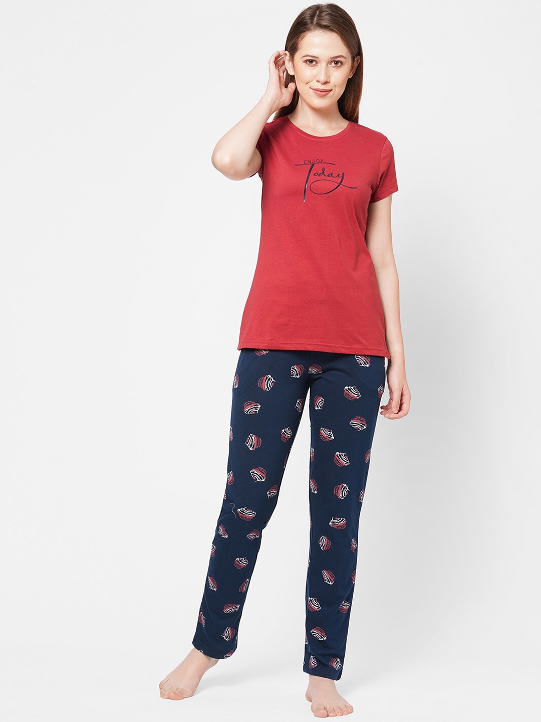 

Sweet Dreams Women Red & Navy Blue Printed Night suit & Bermuda