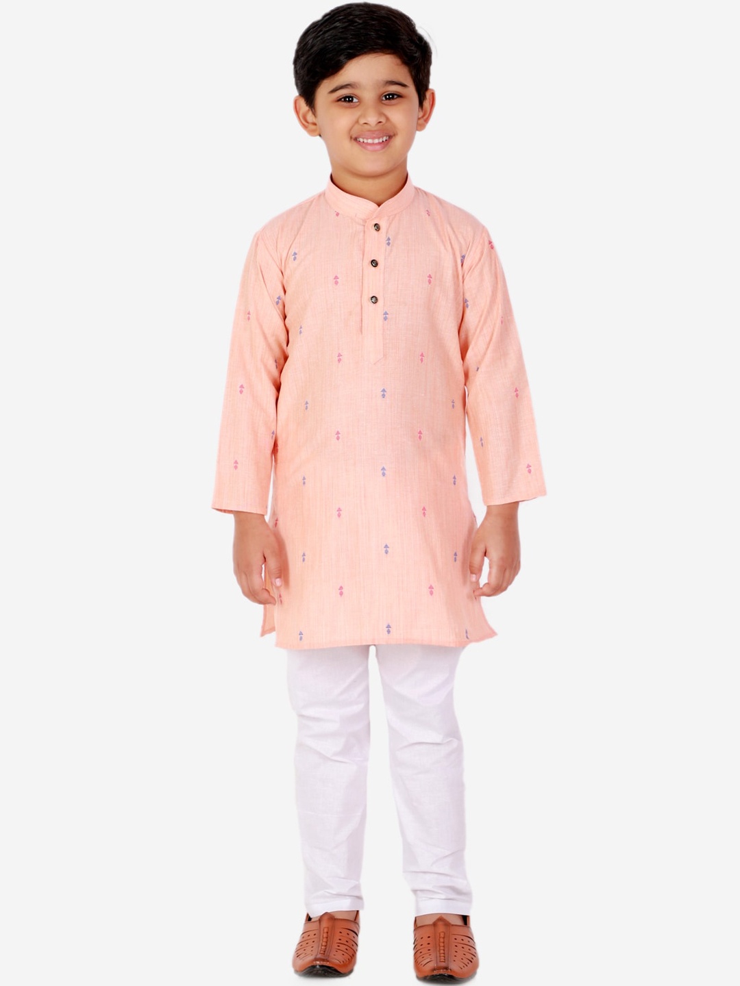 

Pro-Ethic STYLE DEVELOPER Boys Peach-Coloured Straight Pure Cotton Kurta with Pyjamas