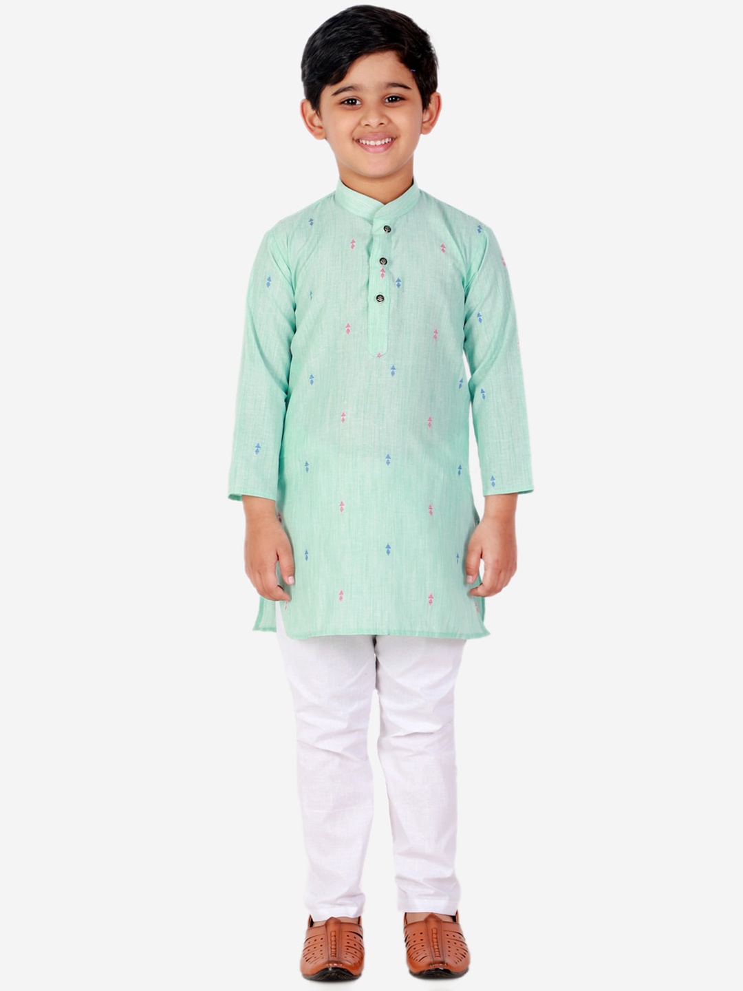 

Pro-Ethic STYLE DEVELOPER Boys Sea Green Pure Cotton Kurta with Pyjamas