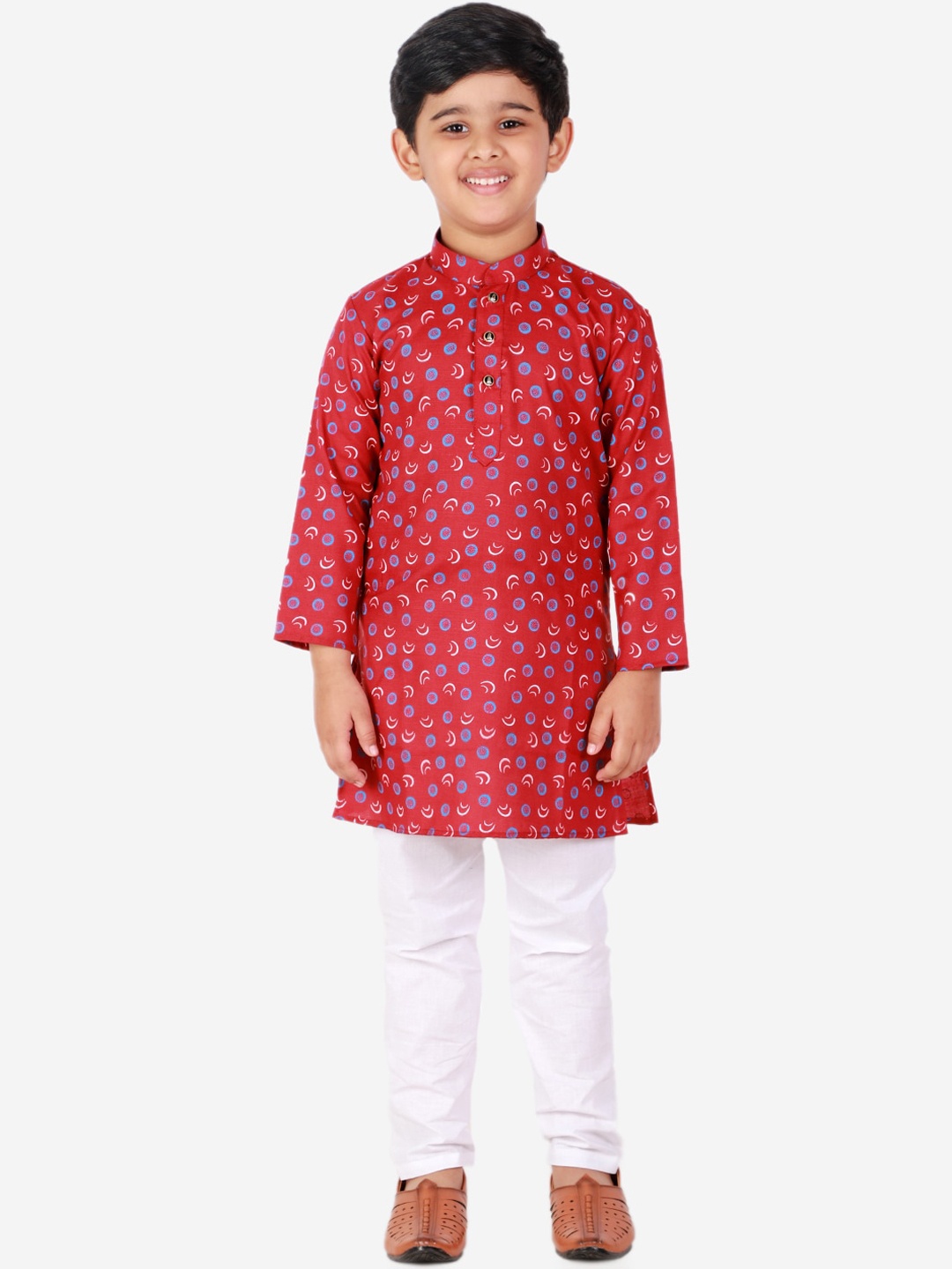 

Pro-Ethic STYLE DEVELOPER Boys Maroon Printed Kurta with Pyjamas
