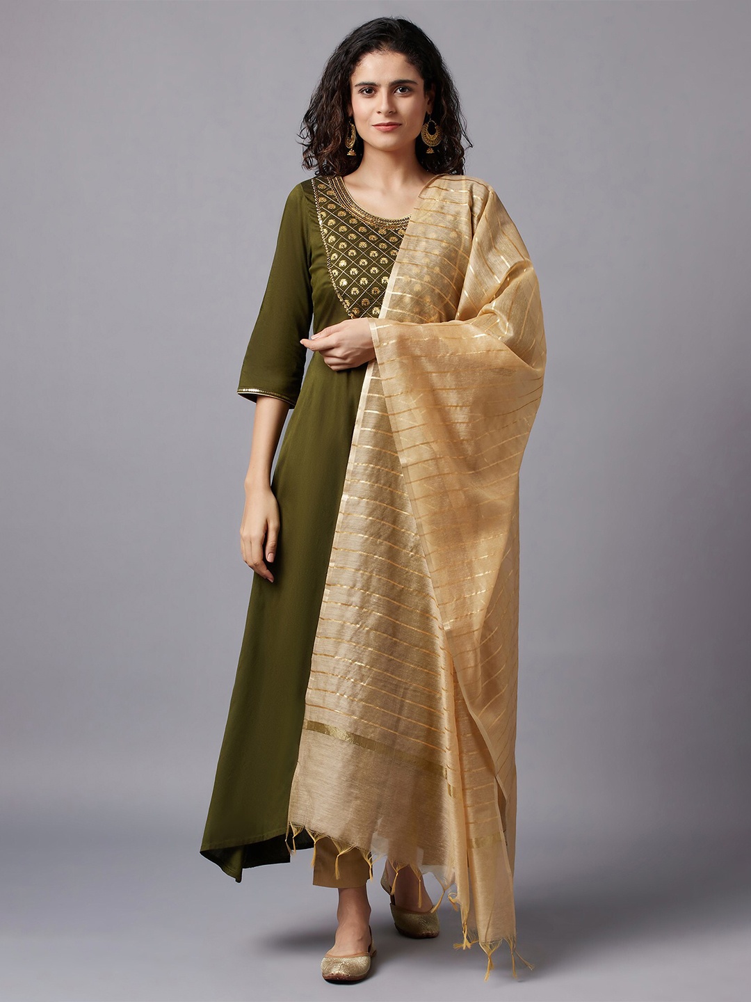 

AURELIA Gold-Toned Striped Viscose Rayon Dupatta