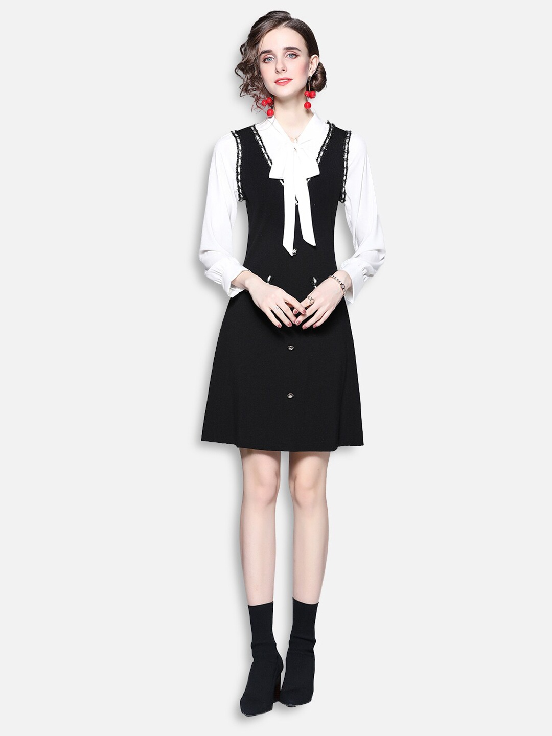 

JC Collection Black & White Colourblocked Tie-Up Neck Sheath Mini Dress