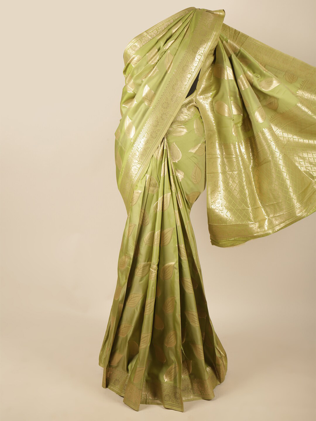 

Pothys Green & Gold-Toned Woven Design Zari Art Silk Saree