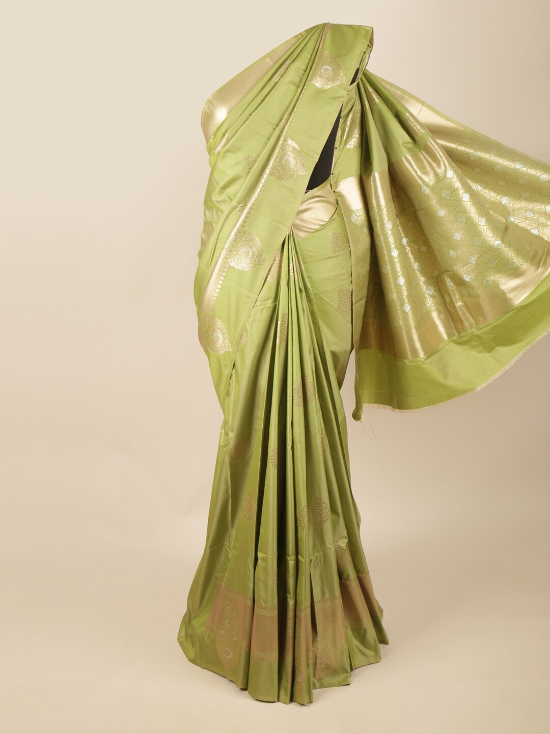 

Pothys Green & Gold-Toned Ethnic Motifs Zari Art Silk Saree