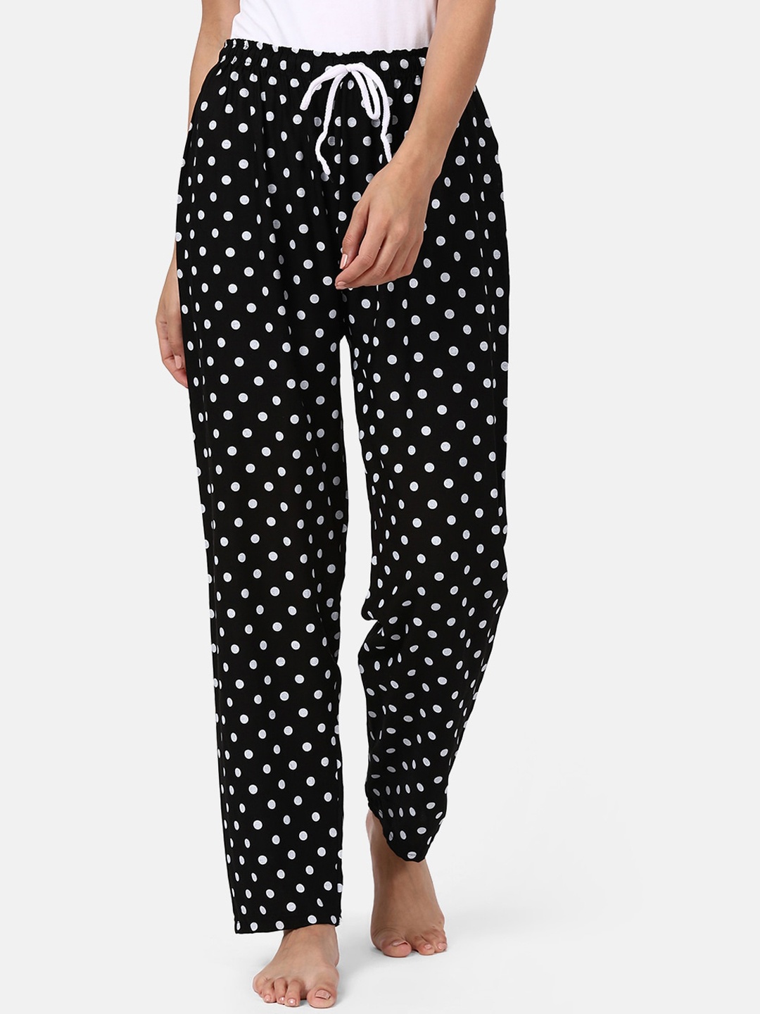 

V2 Value & Variety Women Black & White Printed Lounge Pants