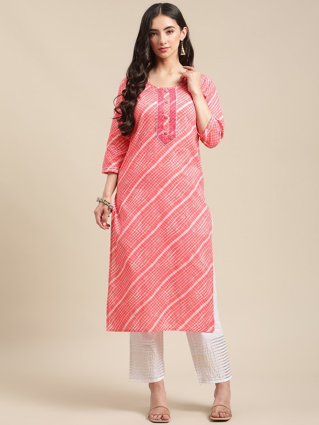 

Varanga Women Peach-Coloured Printed Gotta Patti Kurta