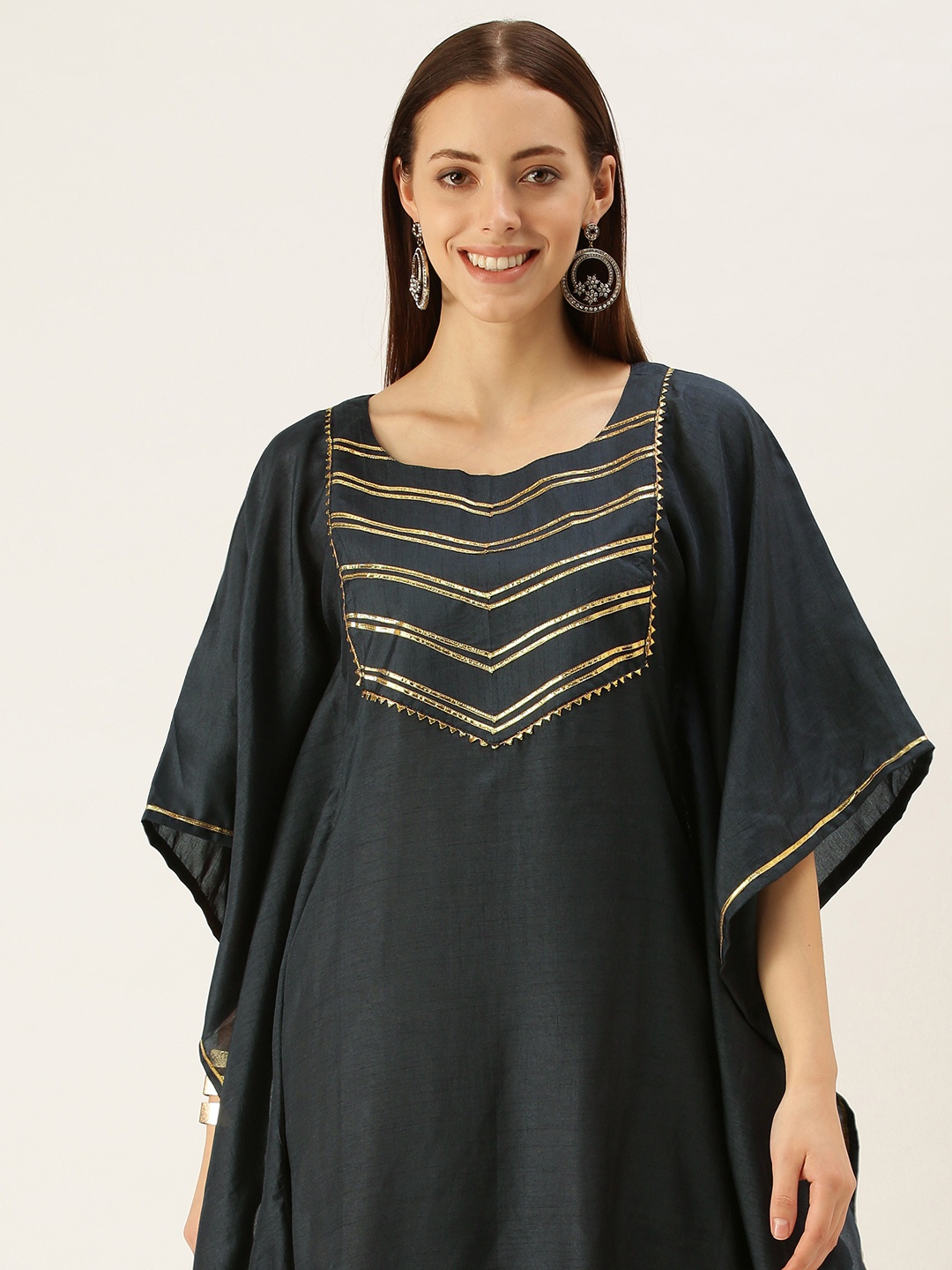 

cbazaar Women Black & Golden Gotta Patti Yoke Design Flared Sleeves Kaftan Kurta