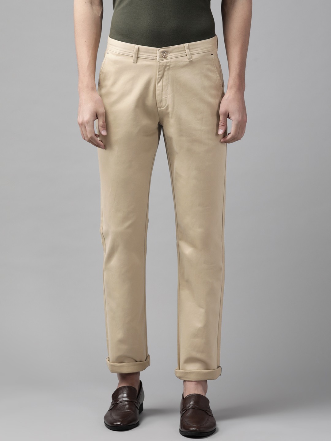 

Blackberrys Men Beige Solid B-90 Sharp Fit Chinos