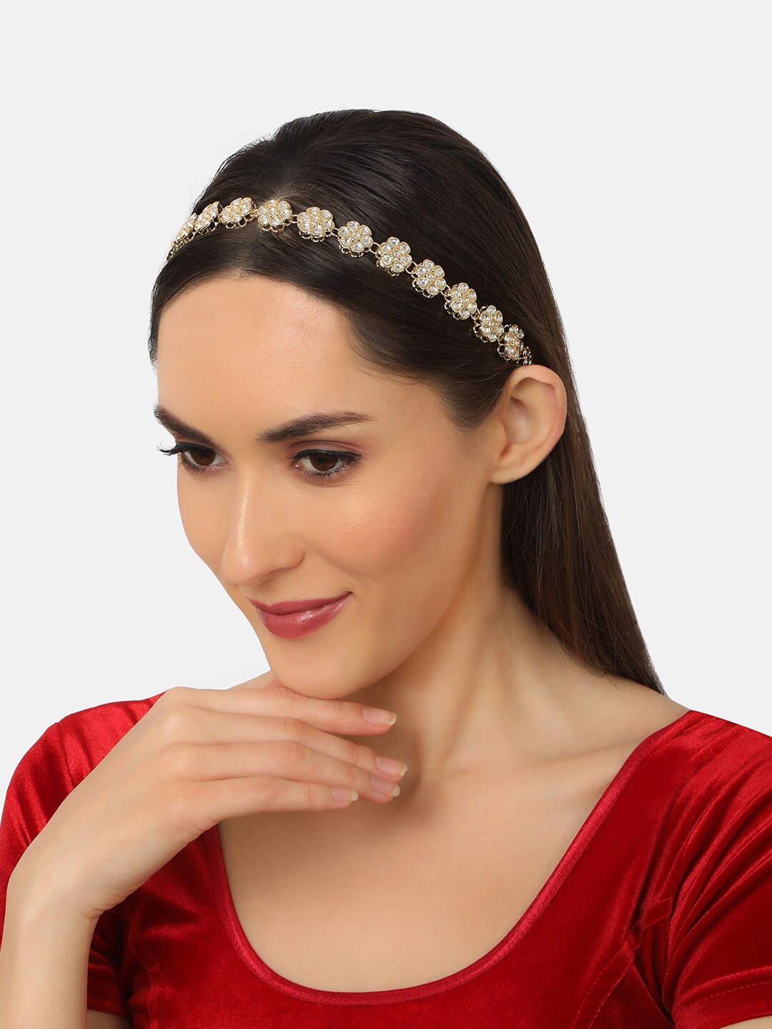 

AccessHer Women Gold-Plated Handcrafted Pearls Studded Matha Patti