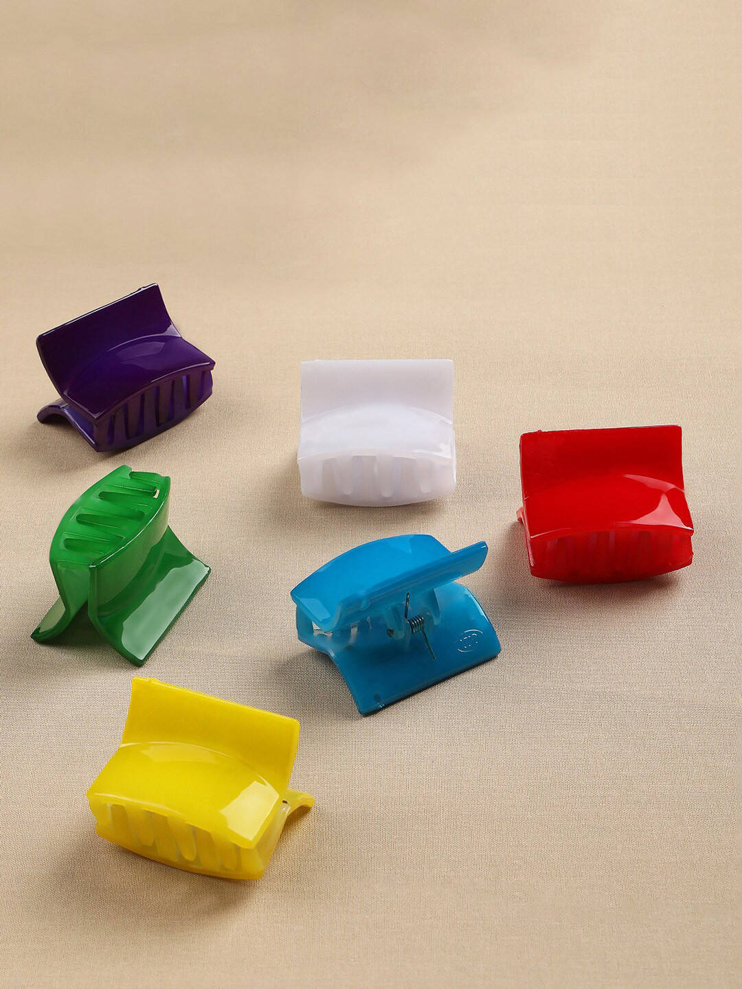 

AccessHer Women Multicoloured Set of 6 Claw Clip, Multi