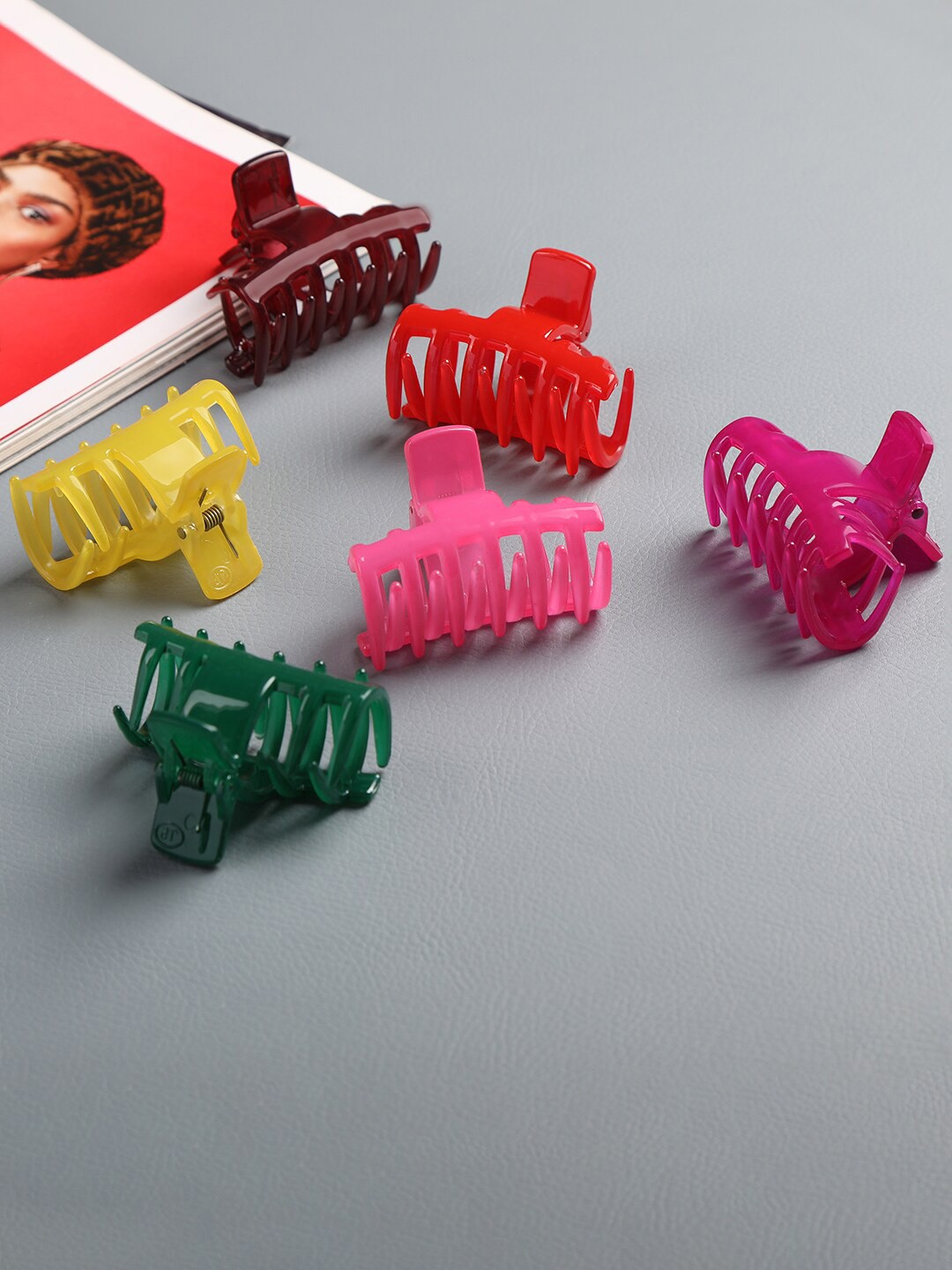 

AccessHer Women Multi Color Set Of 6 Claw Hair Clips, Na