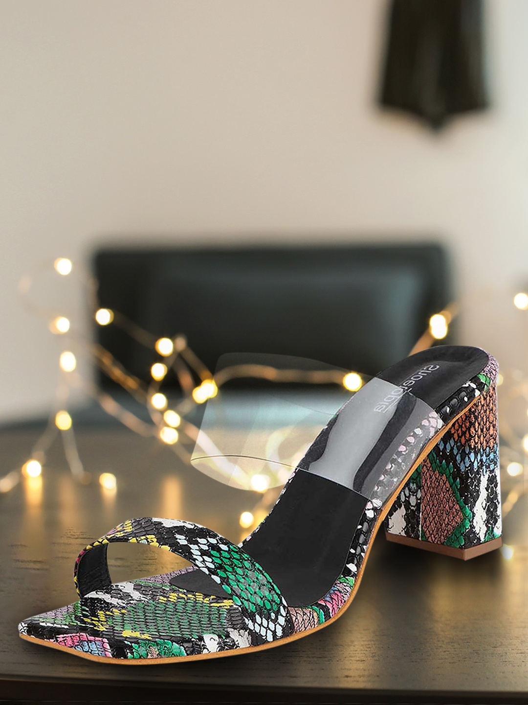 

Shoetopia Black Textured Block Sandals